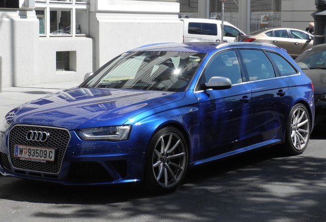 Audi RS4 Avant B8