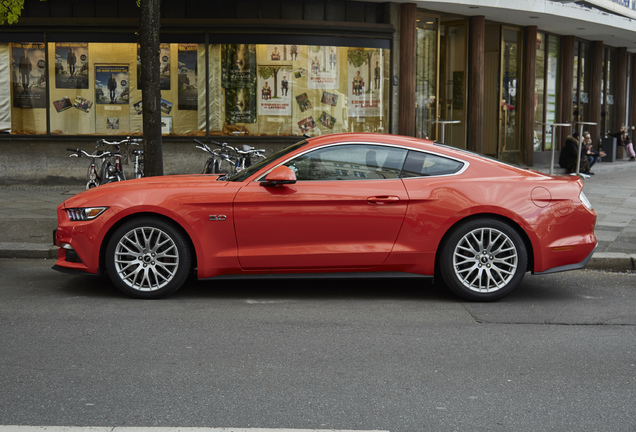 Ford Mustang GT 2015