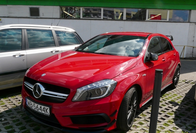 Mercedes-Benz A 45 AMG