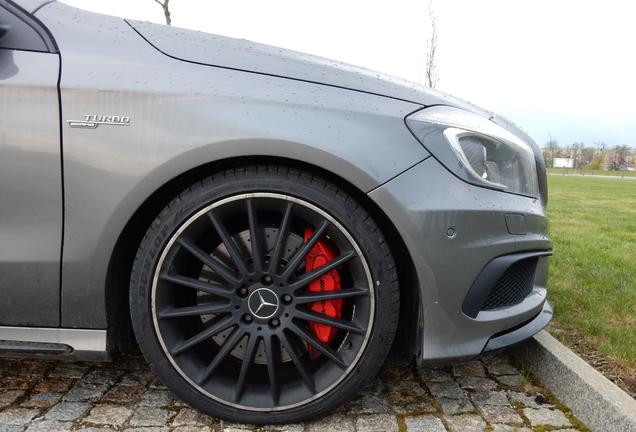 Mercedes-Benz A 45 AMG