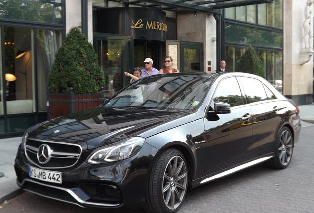 Mercedes-Benz E 63 AMG S W212