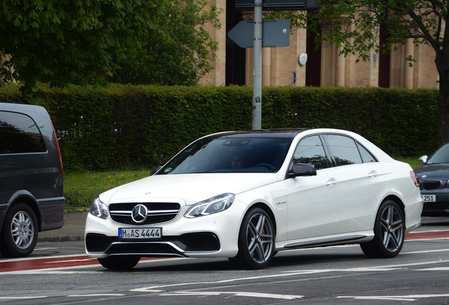 Mercedes-Benz E 63 AMG S W212