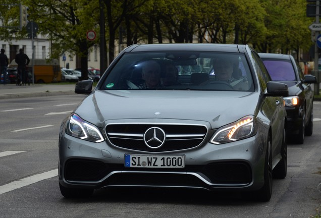 Mercedes-Benz E 63 AMG S W212