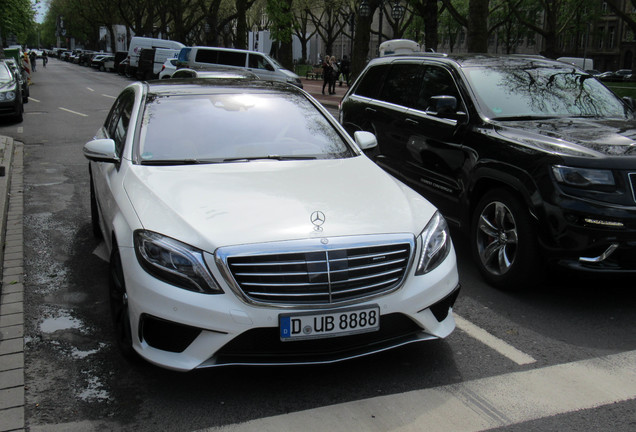 Mercedes-Benz S 63 AMG V222