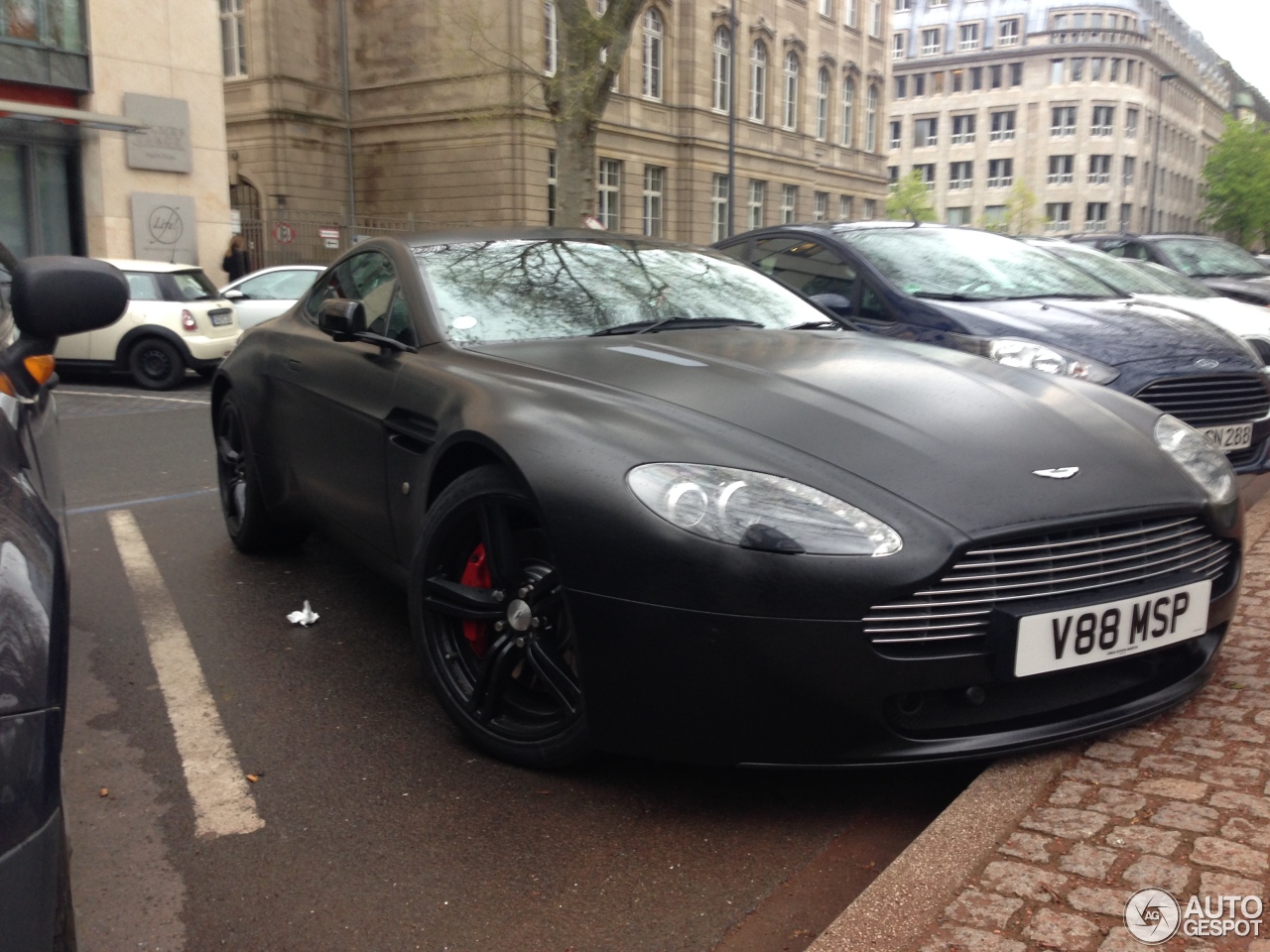 Aston Martin V8 Vantage