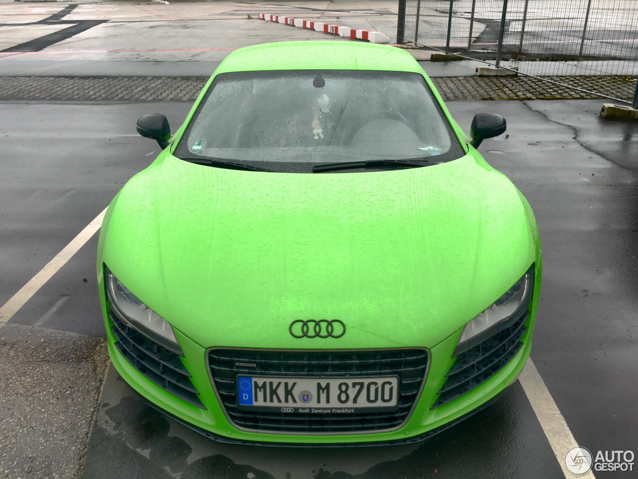 Audi R8