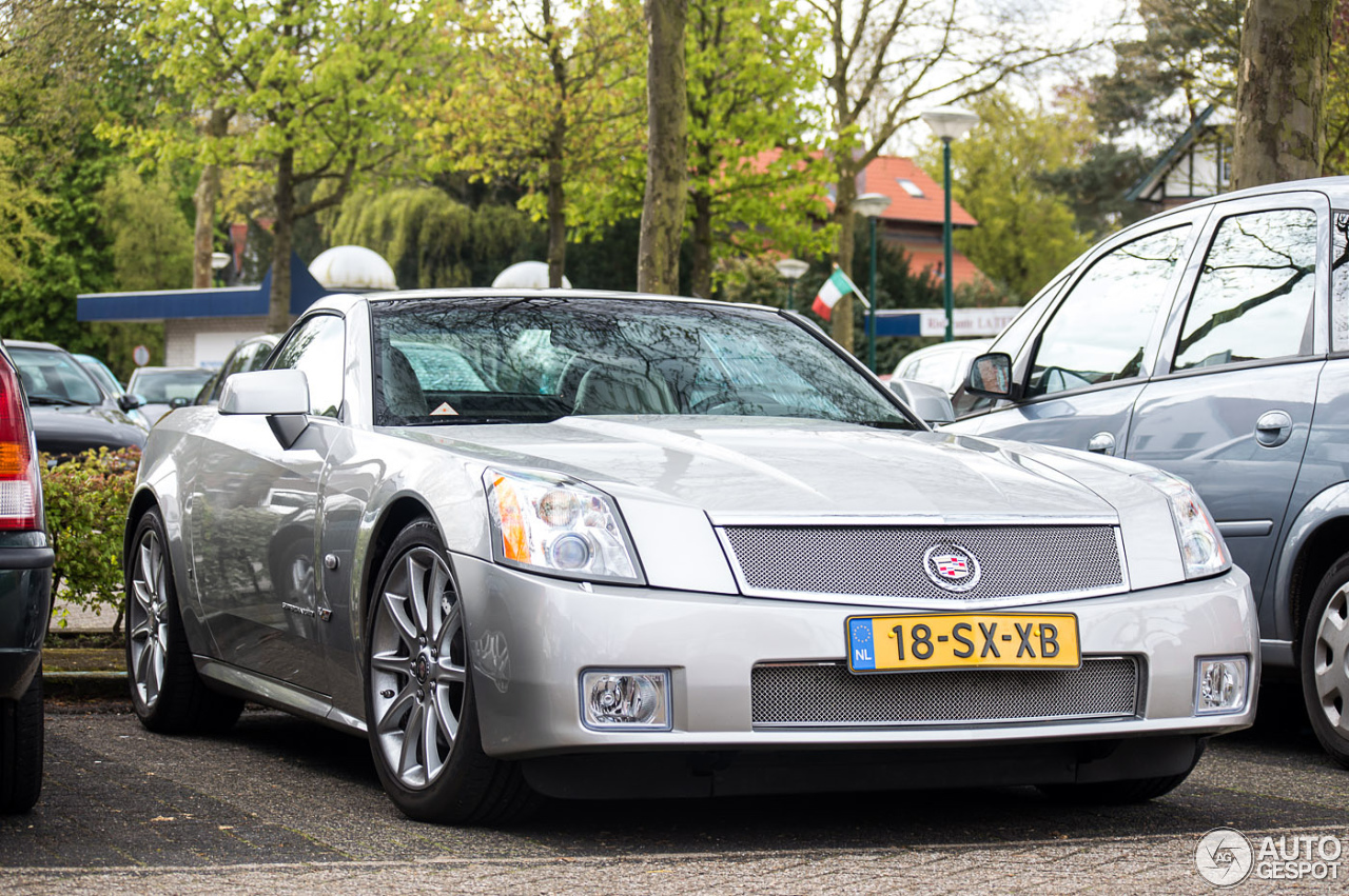 Cadillac XLR-V