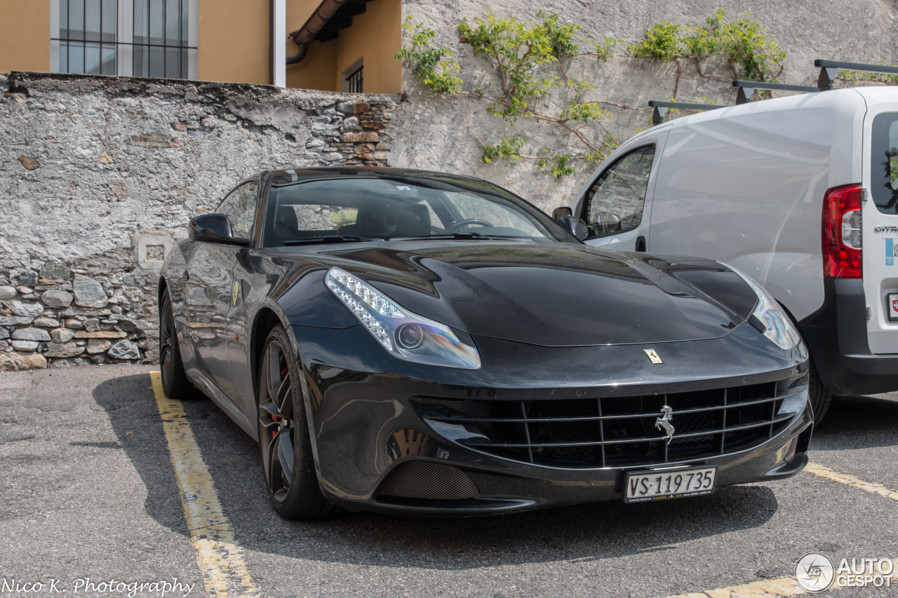 Ferrari FF