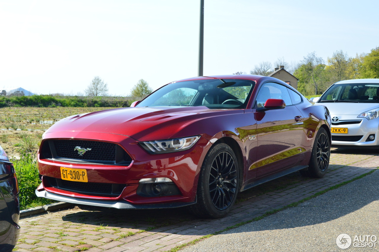 Ford Mustang GT 2015