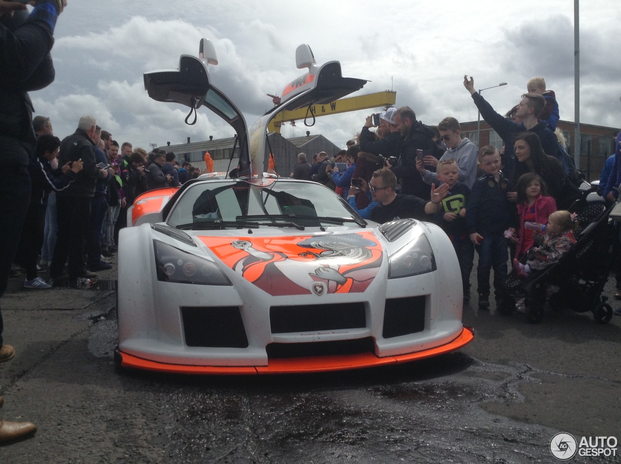 Gumpert Apollo