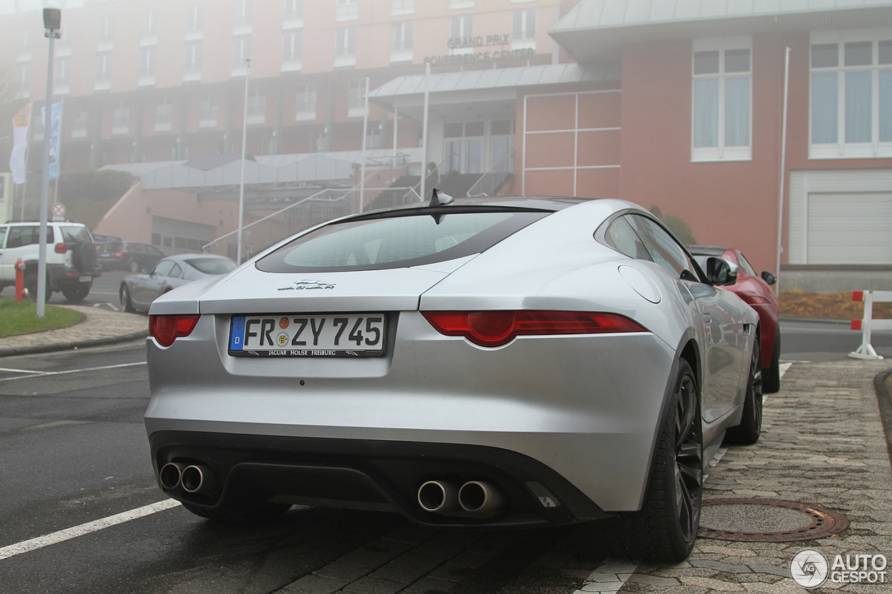 Jaguar F-TYPE R AWD Coupé