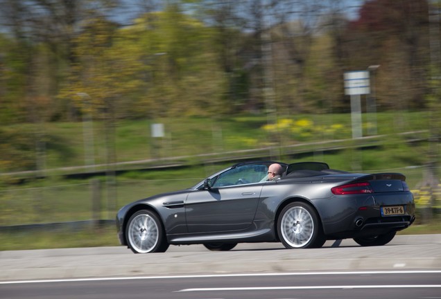 Aston Martin V8 Vantage Roadster