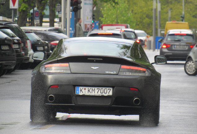 Aston Martin V8 Vantage S