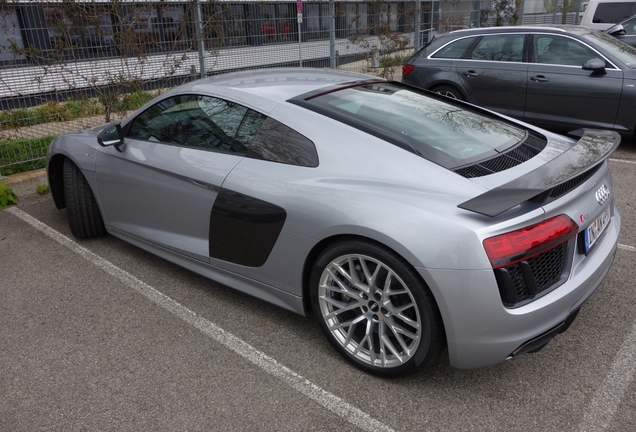 Audi R8 V10 Plus 2015