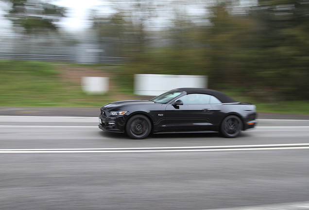 Ford Mustang GT Convertible 2015