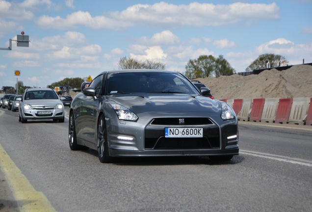 Nissan GT-R 2012