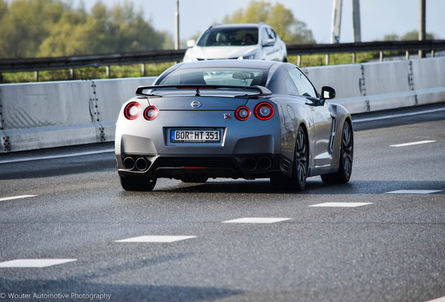 Nissan GT-R 2014