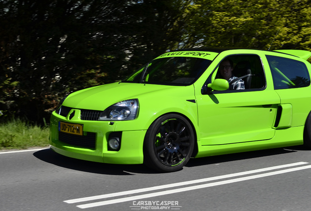 Renault Clio V6 Phase II