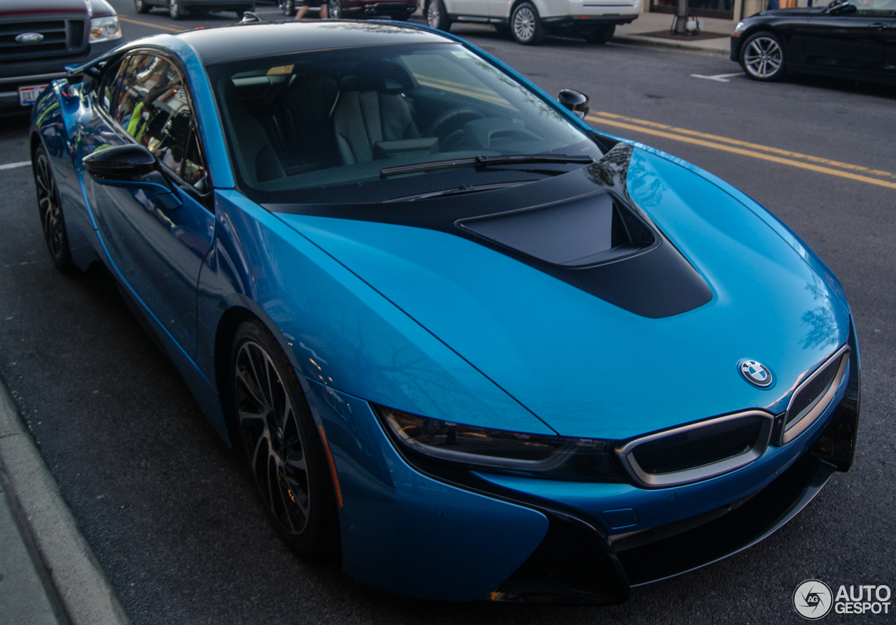 BMW i8