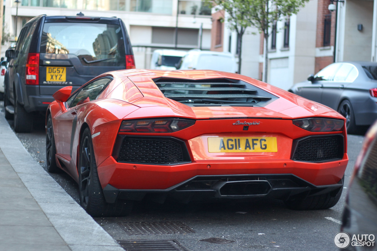 Lamborghini Aventador LP700-4