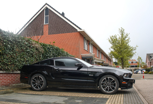 Ford Mustang GT 2013