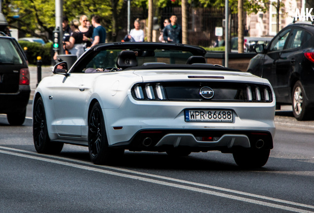 Ford Mustang GT Convertible 2015