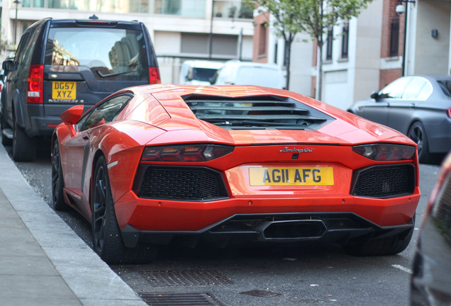 Lamborghini Aventador LP700-4