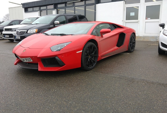 Lamborghini Aventador LP700-4