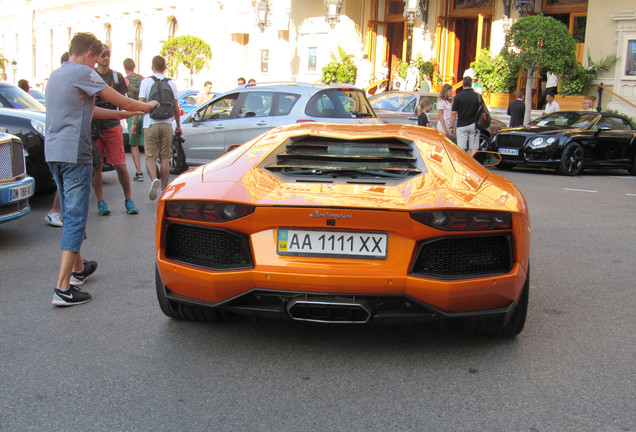 Lamborghini Aventador LP700-4