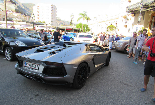 Lamborghini Aventador LP700-4 Roadster