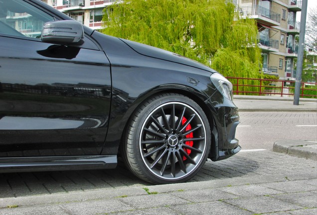 Mercedes-Benz A 45 AMG