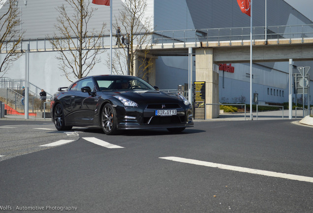 Nissan GT-R 2011