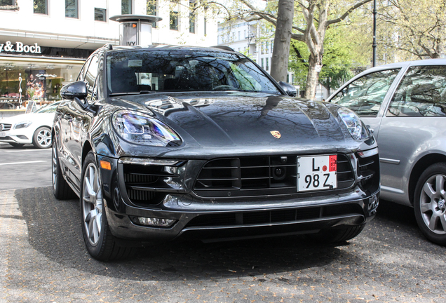 Porsche 95B Macan GTS