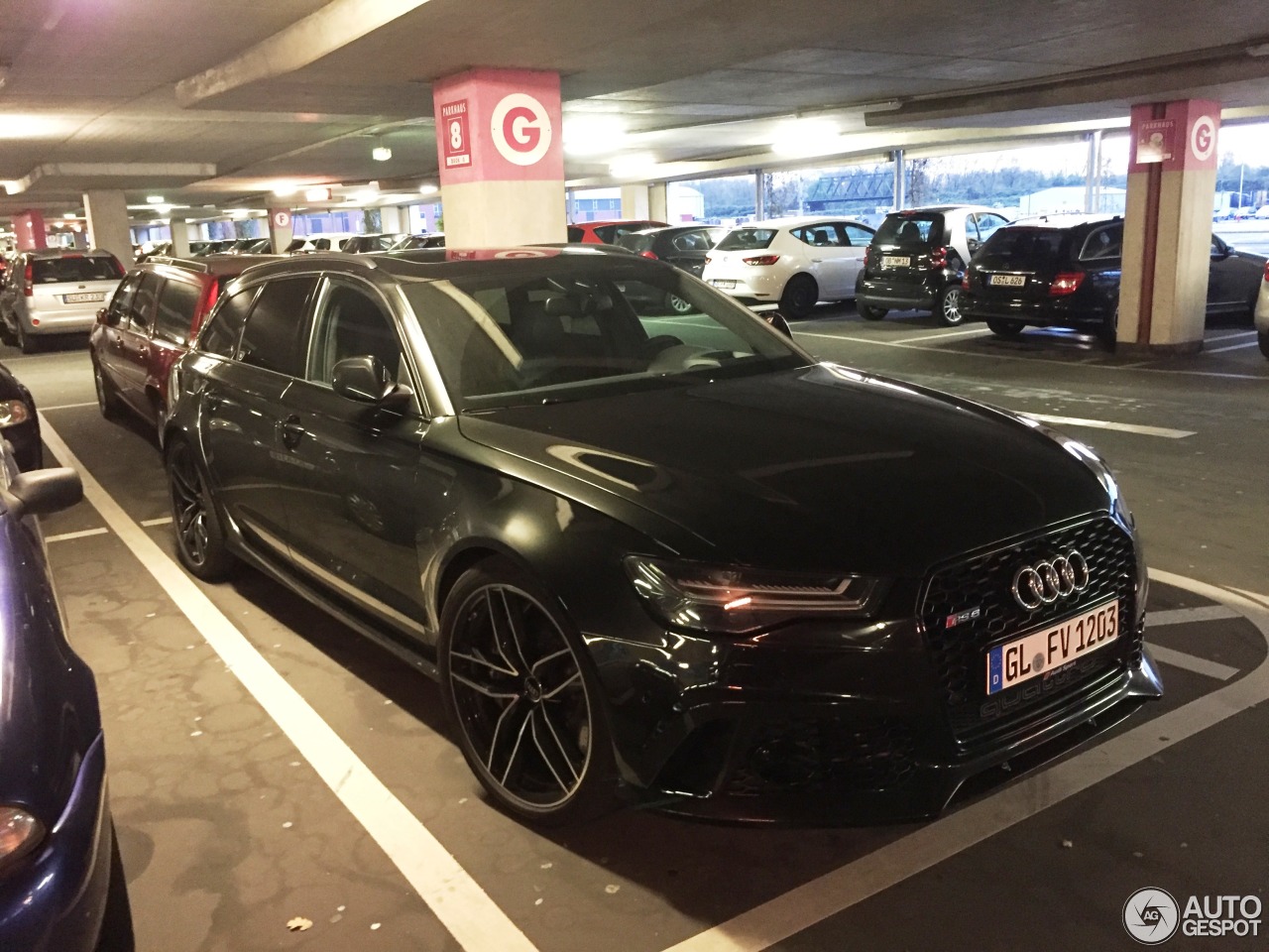 Audi RS6 Avant C7 2015