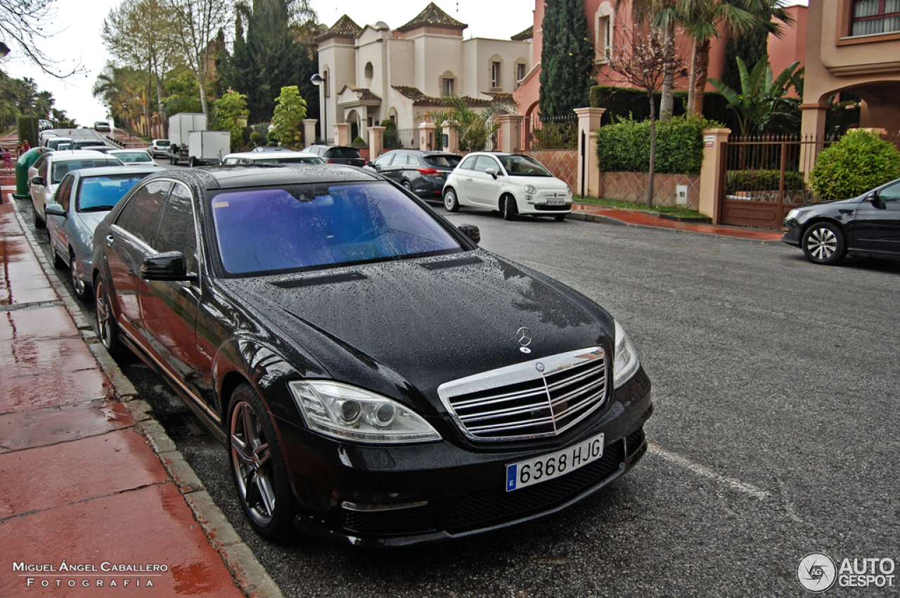 Mercedes-Benz S 65 AMG V221 2010