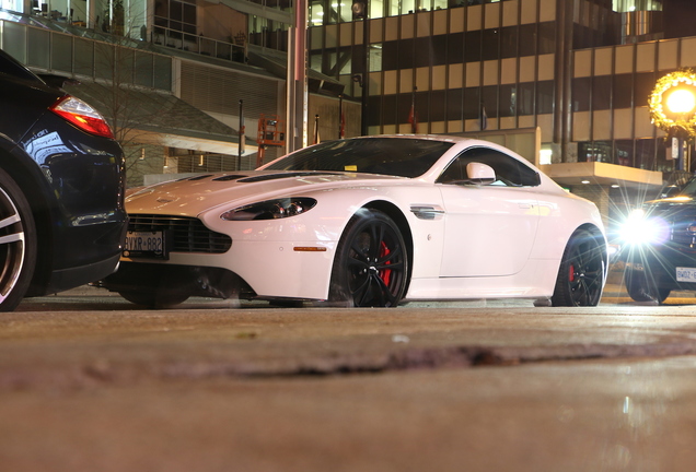 Aston Martin V12 Vantage