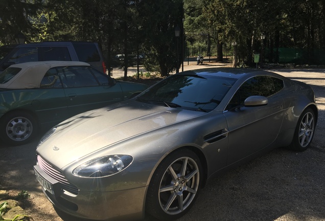 Aston Martin V8 Vantage