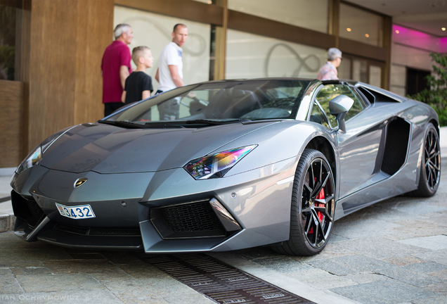 Lamborghini Aventador LP700-4 Roadster