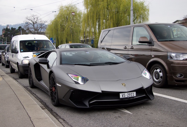 Lamborghini Aventador LP750-4 SuperVeloce