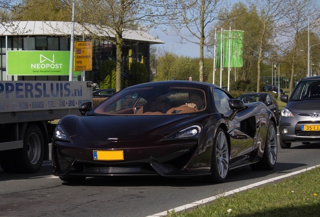 McLaren 570S