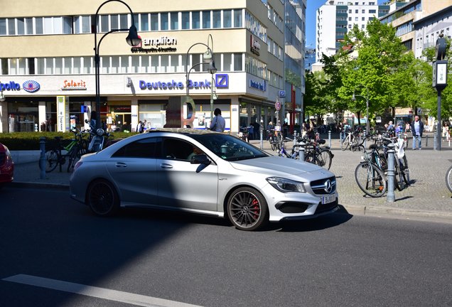 Mercedes-Benz CLA 45 AMG C117