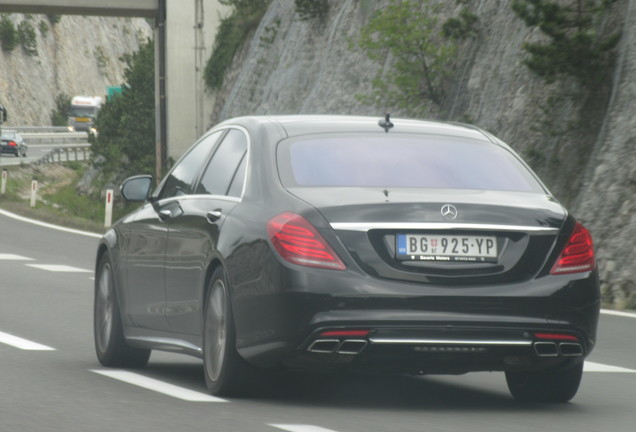 Mercedes-Benz S 63 AMG V222