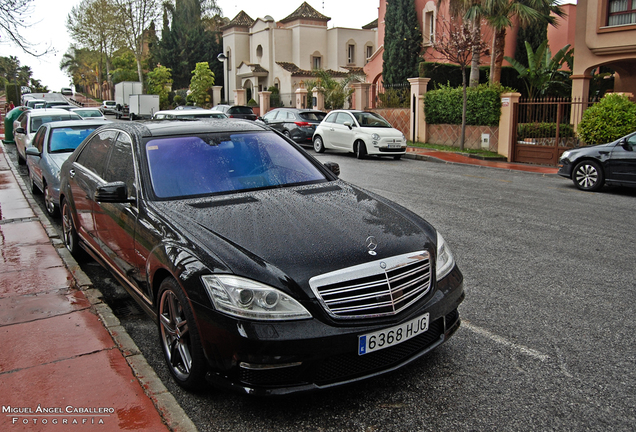 Mercedes-Benz S 65 AMG V221 2010