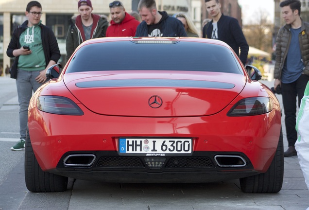 Mercedes-Benz SLS AMG