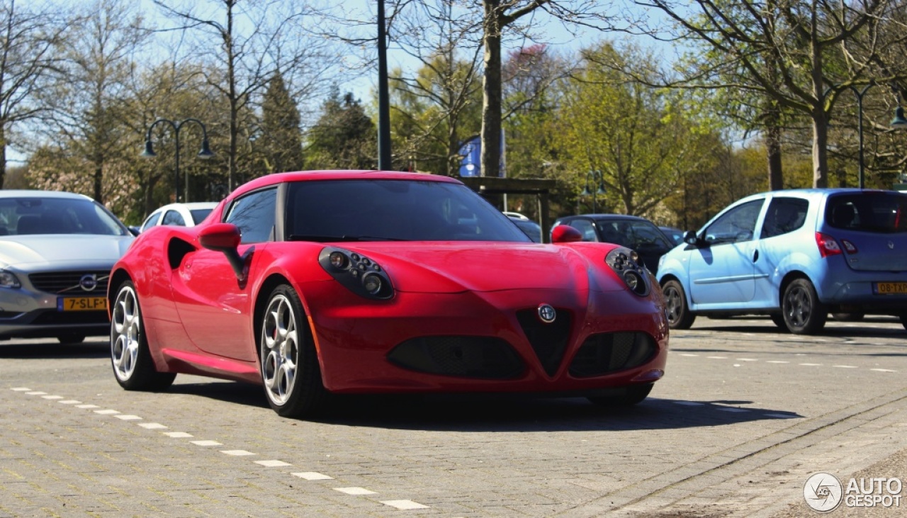 Alfa Romeo 4C Coupé