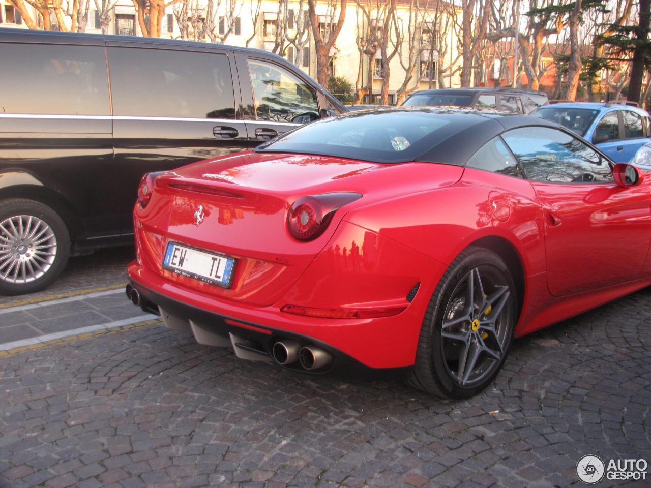 Ferrari California T