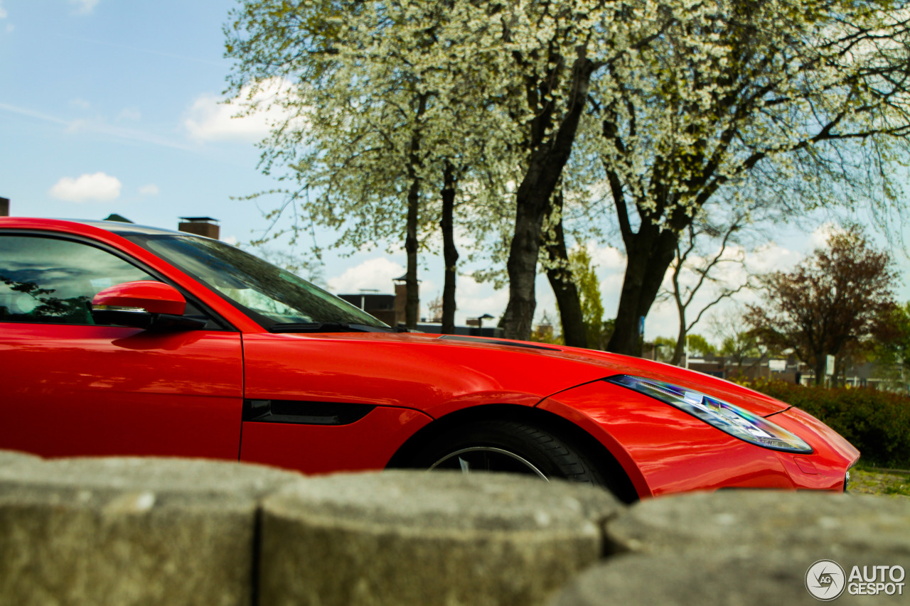 Jaguar F-TYPE S Coupé