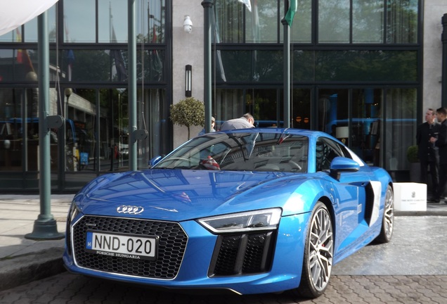 Audi R8 V10 2015