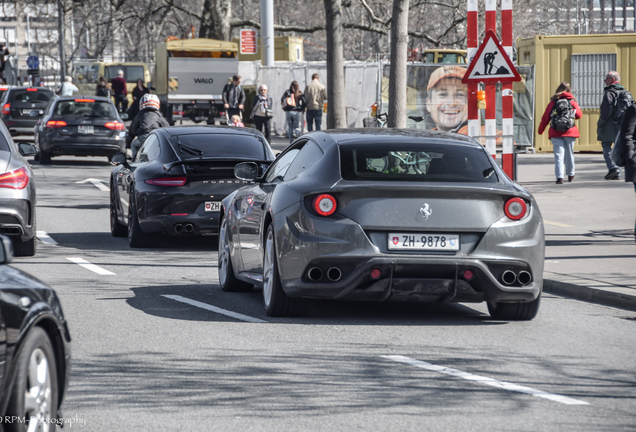 Ferrari FF