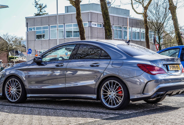 Mercedes-Benz CLA 45 AMG C117